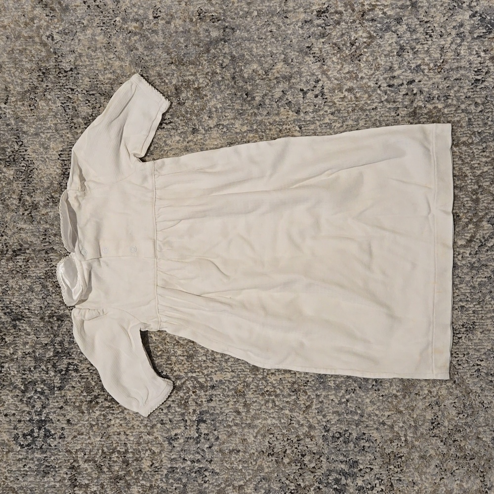 0/3 mo white gown - Picture 4 of 4